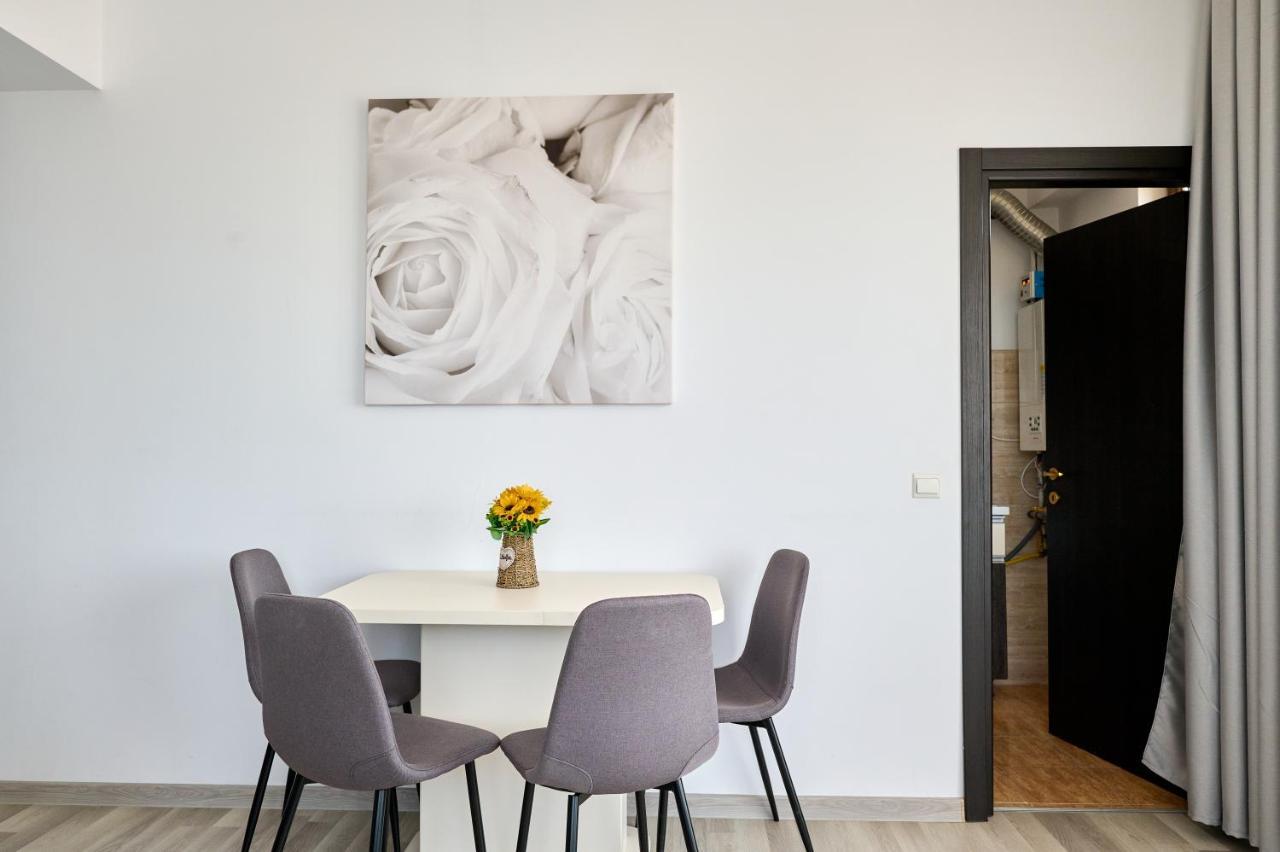 La Vida Loca Apartment Summerland Mamaia Εξωτερικό φωτογραφία